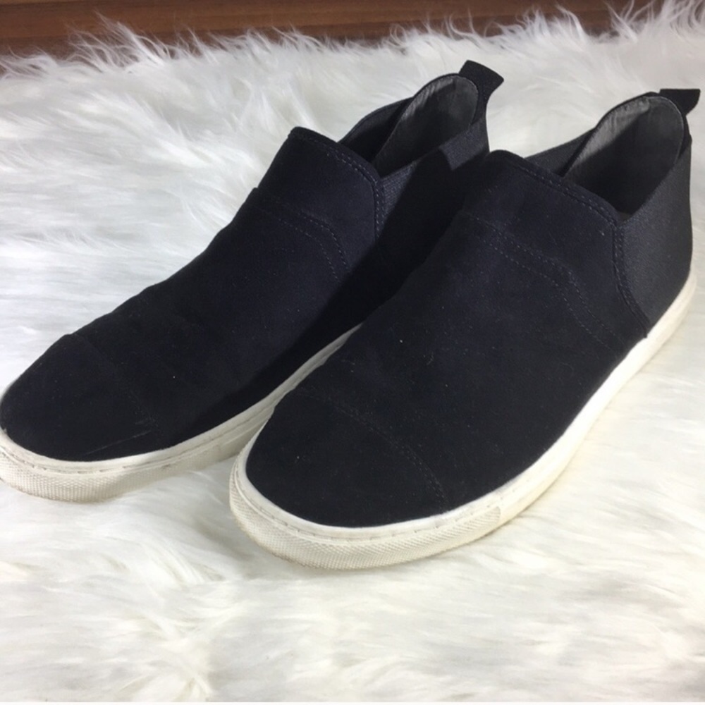 Adrienne Vittadini sport suede slip on sneakers